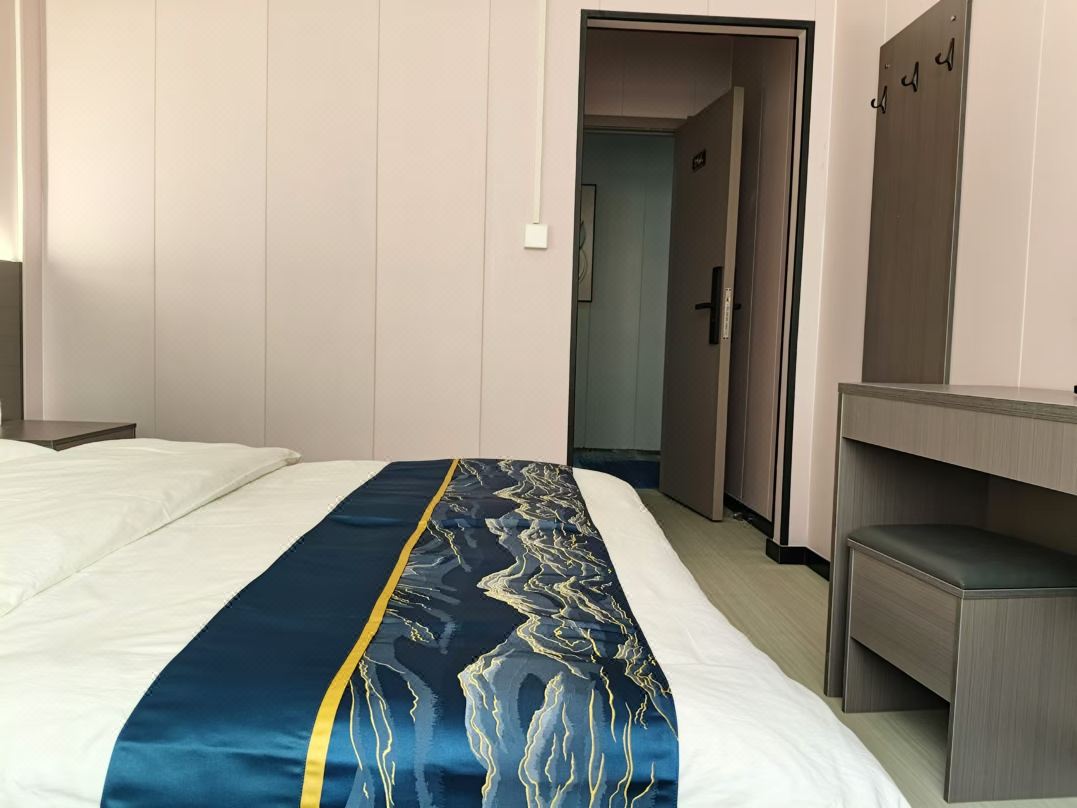 Yolaik Hotel