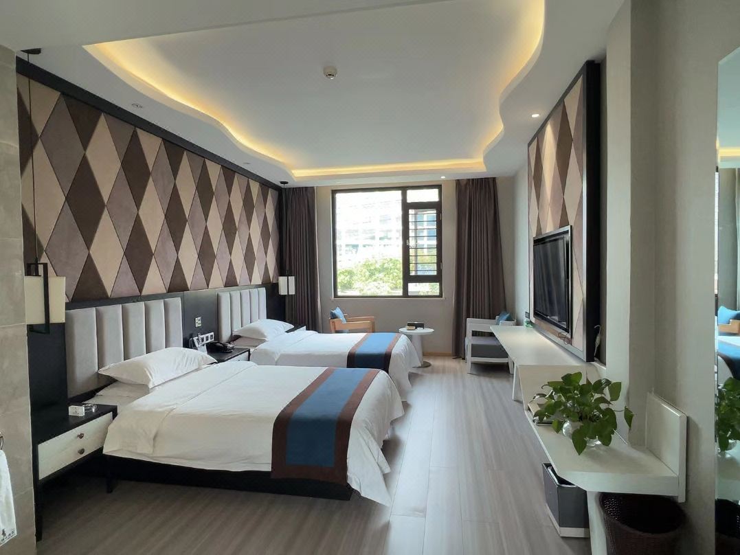 DONGCHUAN LONGCHENG BOUTIQUE HOTEL