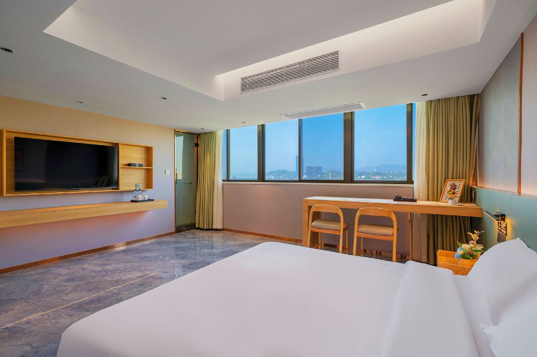 Floral Hotel·Runhe Wanting Hotel