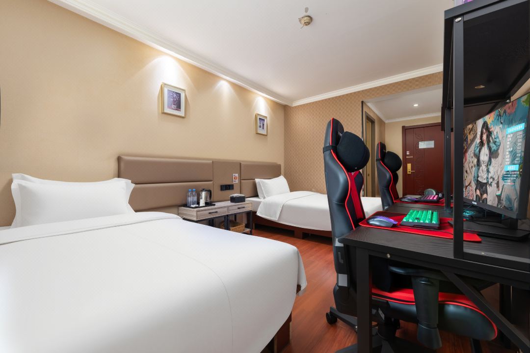 Jingyue E-sports Homestay (Xi'an Xianning East Road Tianjiawan Subway Station)