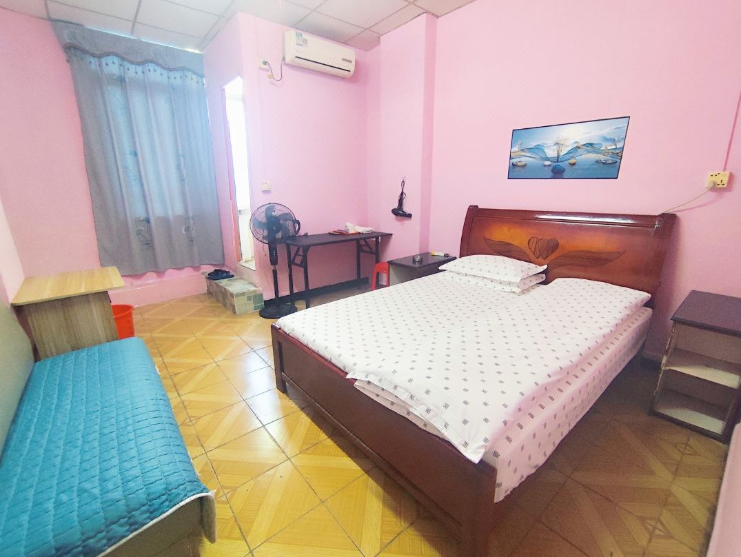 Junhao Apartment (Xingang Road)