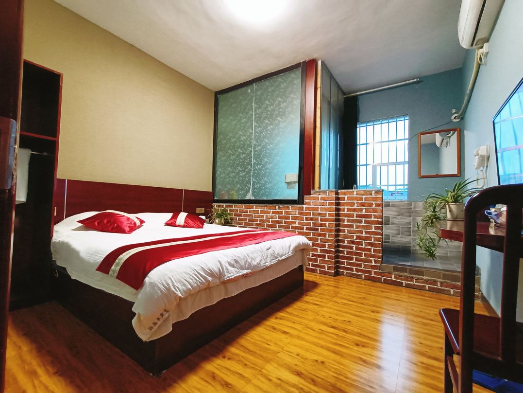 Zunyi Big Windmill Hotel