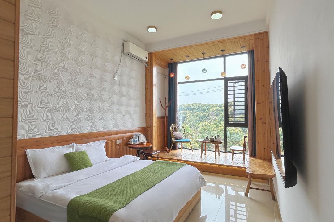 Dongjia Hotel (Zhangzhou Railway Station)