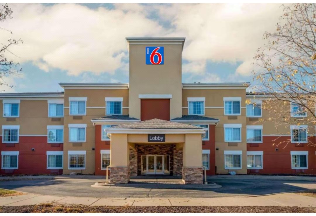 Motel 6 Suites Minneapolis Airport Eagan North MN