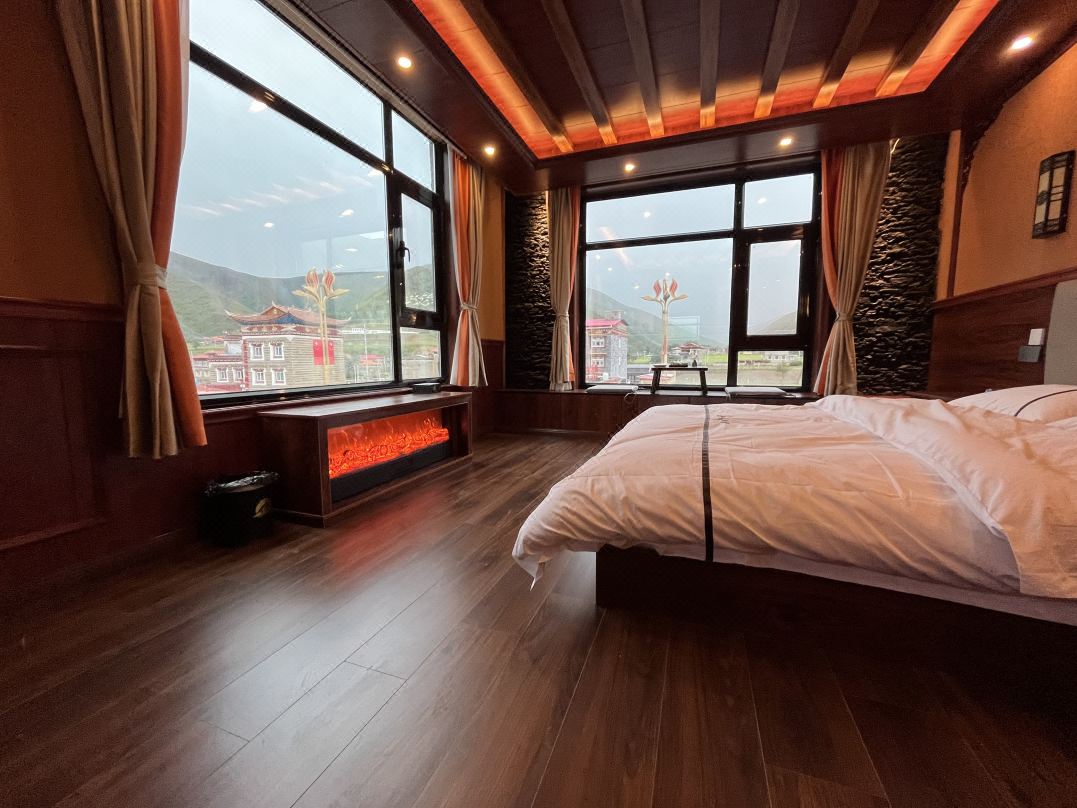 Kangding Zangyuan Kangba Boutique Homestay