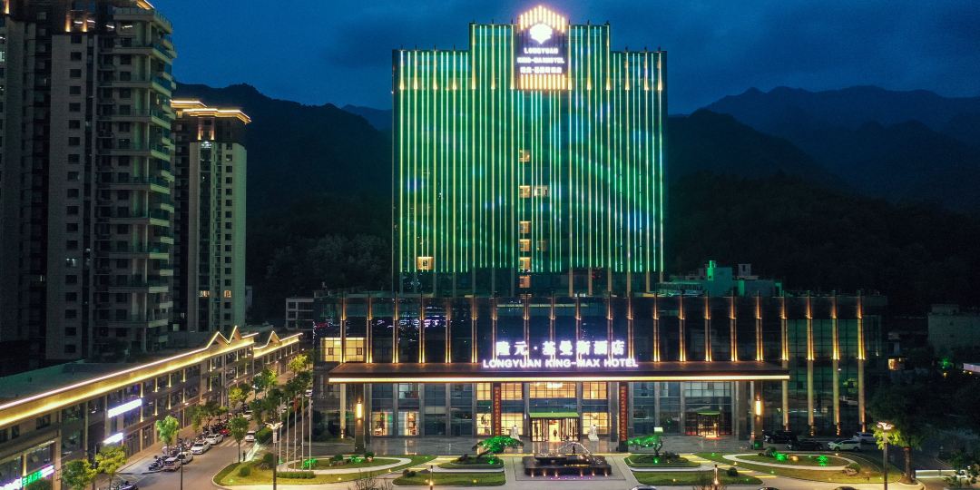 隆元·基曼斯酒店(商洛山阳第三中学北门店)