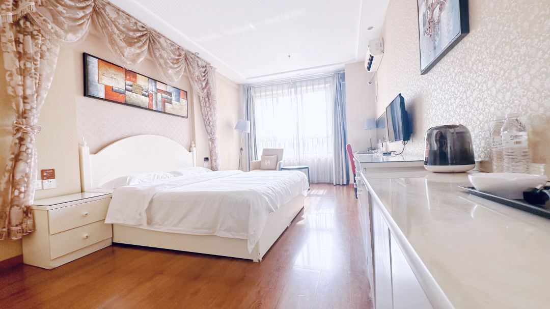 Home Inn Huayi (Shouguang Bus Station)