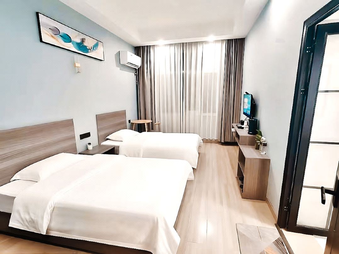 Yujia Hotel