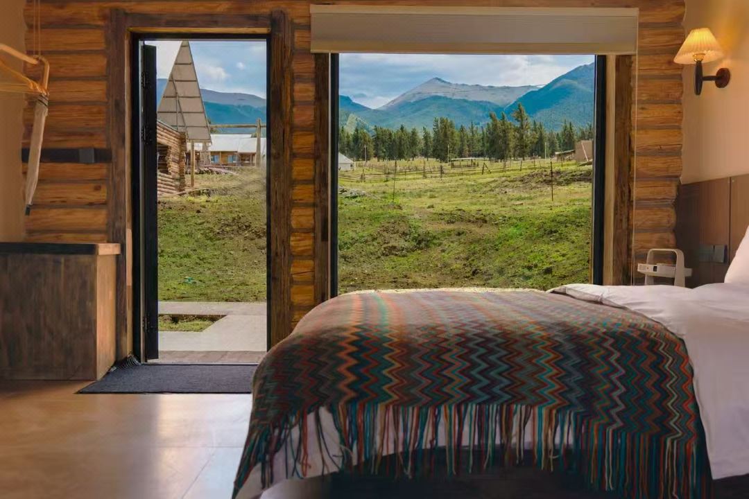 Baiha Yueju Homestay (Baihaba Scenic Area)