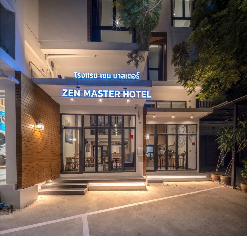 Zen Master Hotel