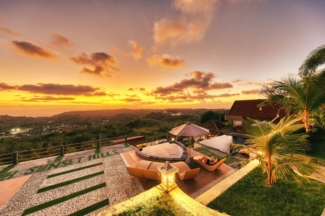 Sebuluh Sunset Hill
