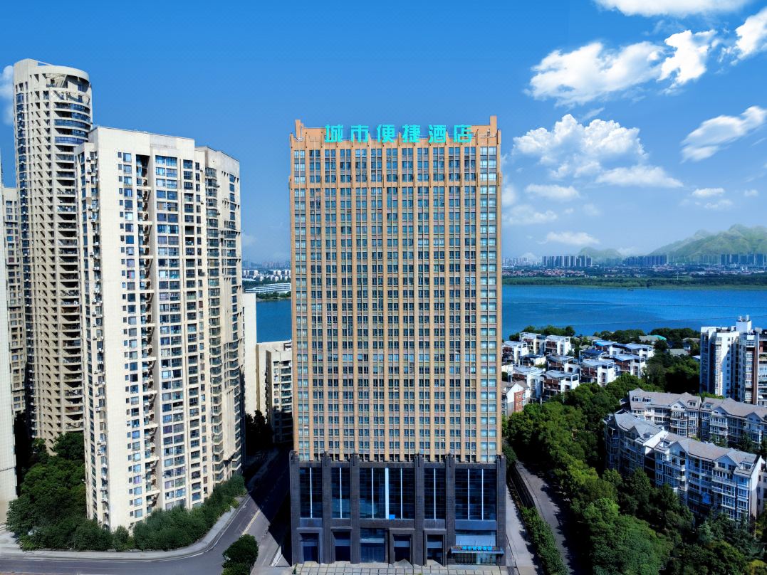 City Comfort Inn Hotel (Wuhan Sports Center Sanjiaohu Subway Station)