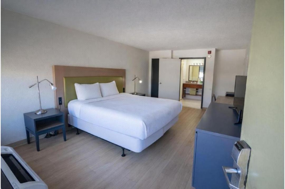 Sacramento Inn & Suites Cal Expo I-80
