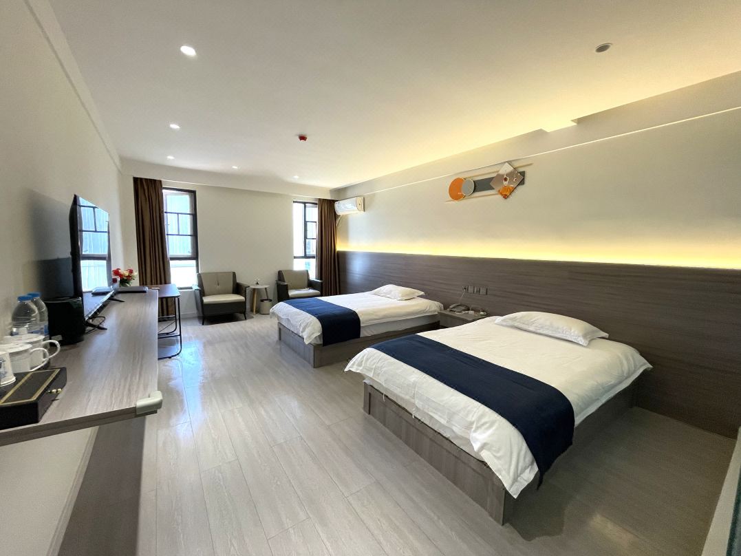 Nanting Convenience Hotel (Xiangyang Shuanggou Branch)