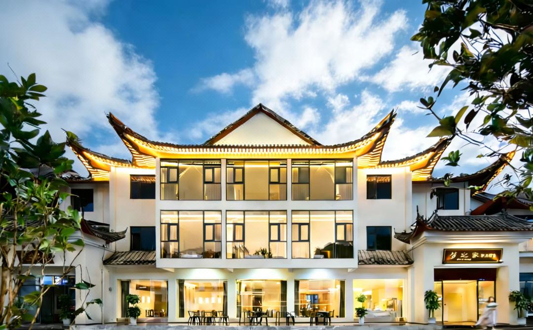Dream Home Smart Hotel