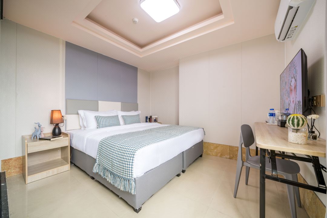 HEYSTON Apartment (Shenzhen International Convention and Exhibition Center  )