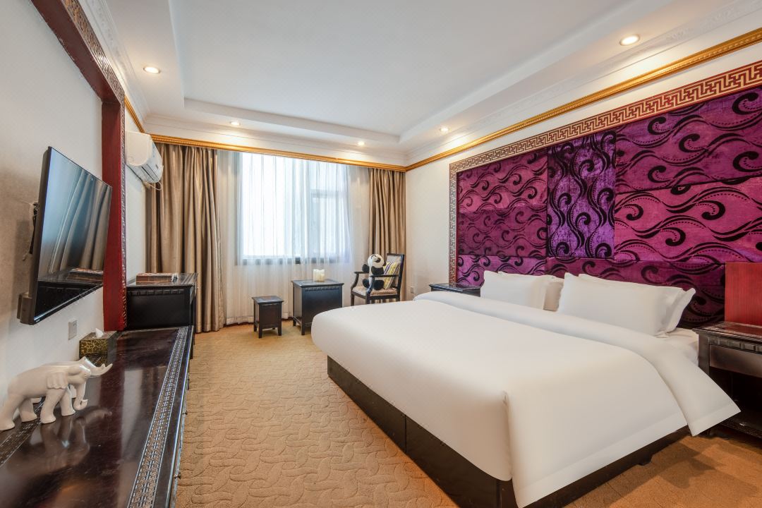 Reed Sea Courtyard Homestay