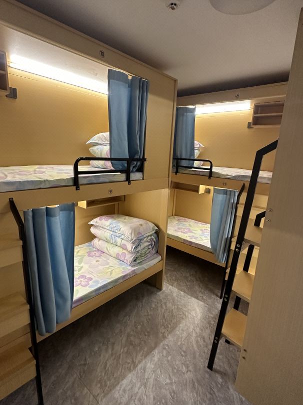 Shenzhen Railway Station Luohu Port Youjian Haosu Hostel