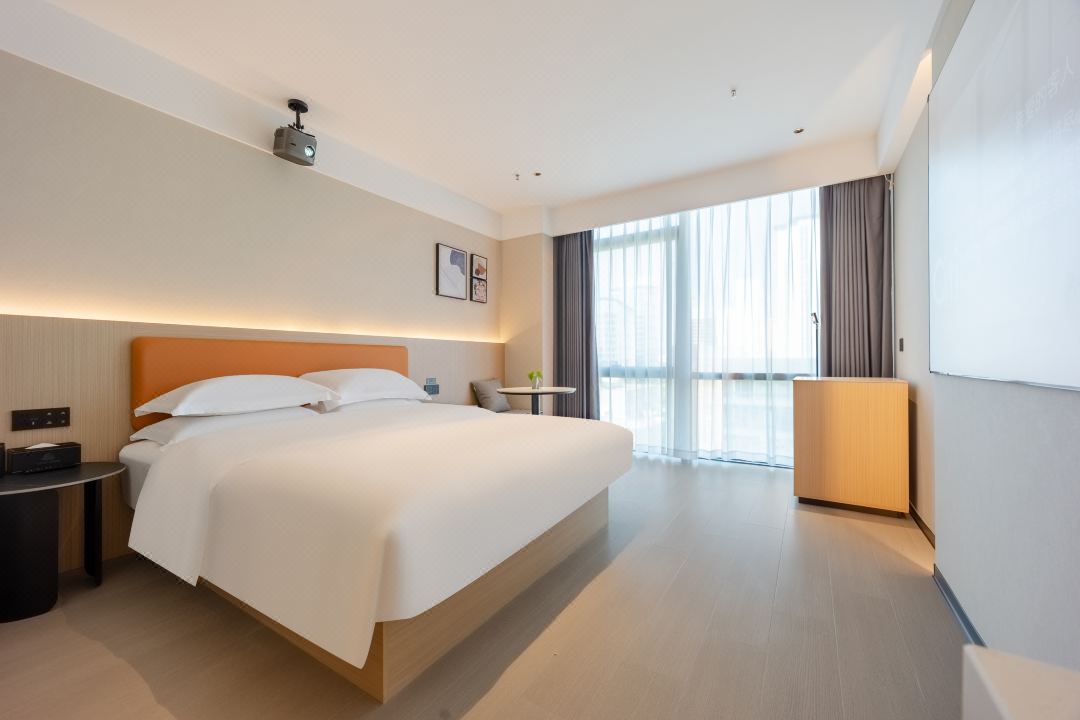 Chengxiaocheng Hotel (Binhu Yungu Financial City Branch)