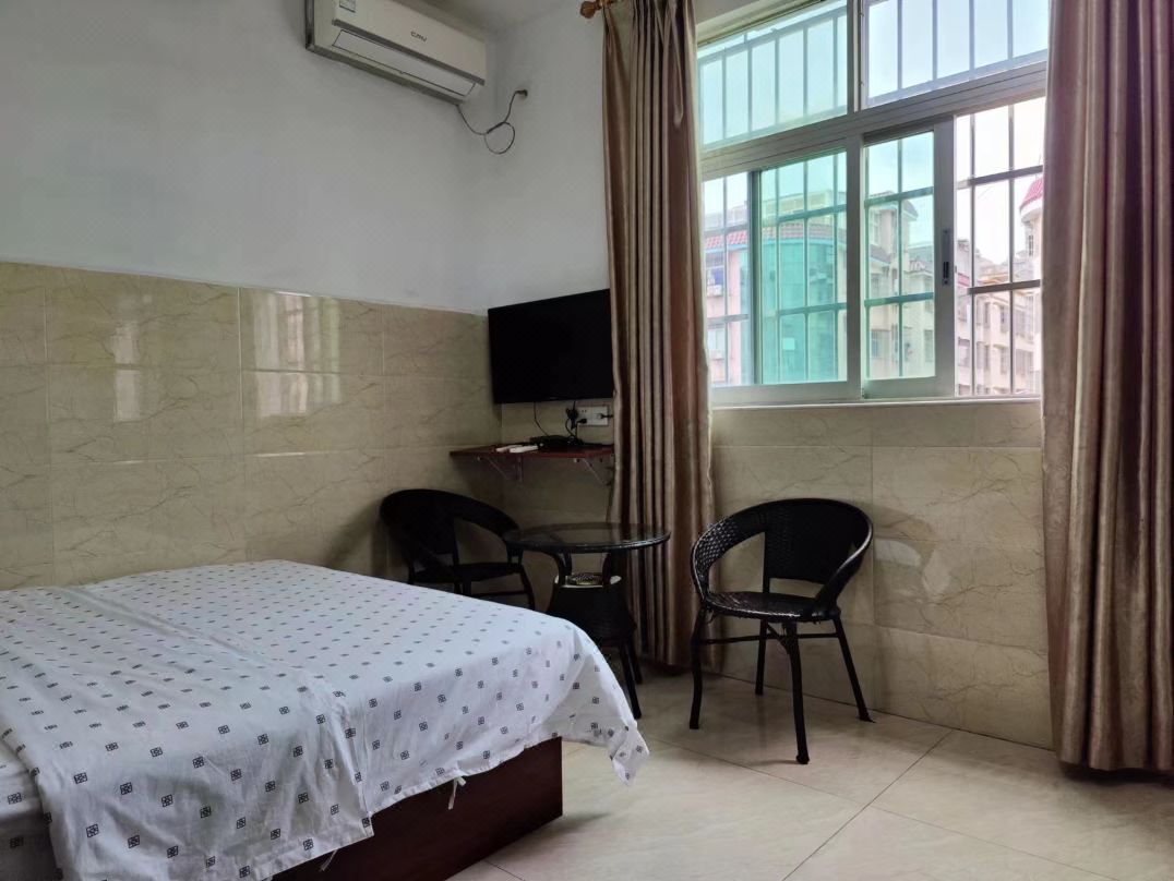 Huali Accommodation (Mingzhu Station)