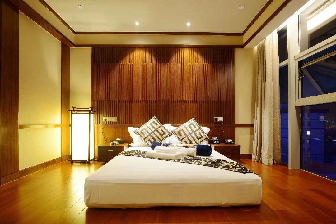 The grant hotel