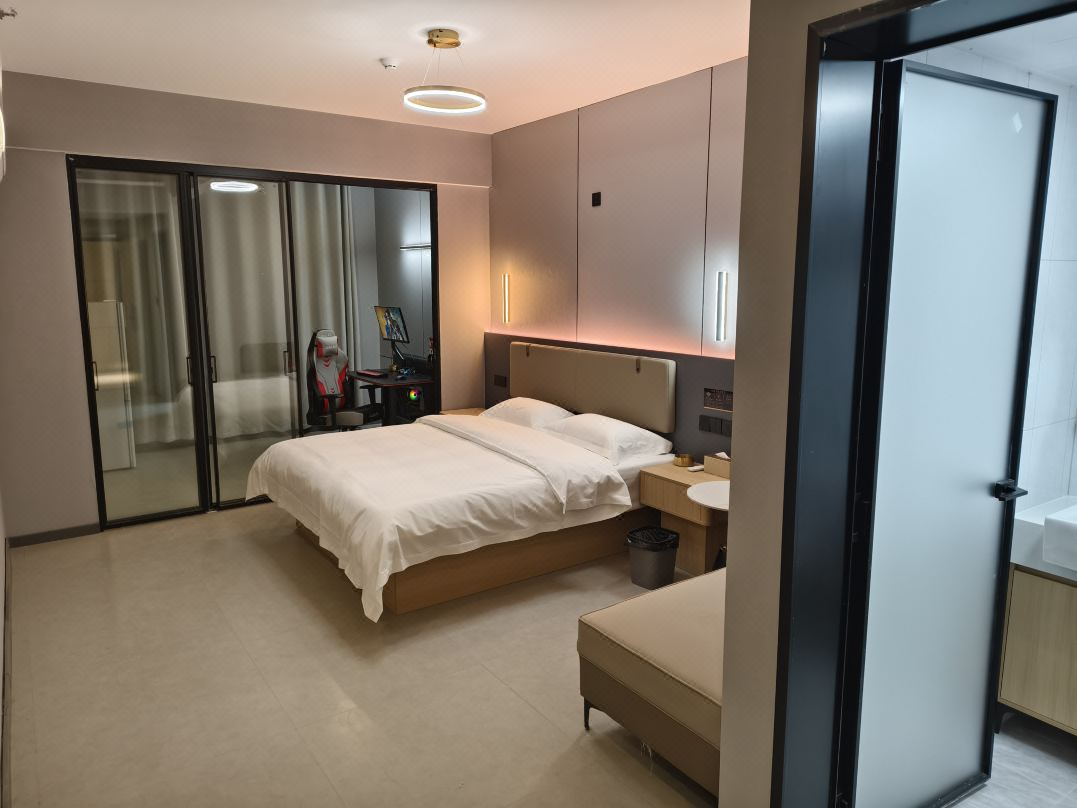 Amiguo E-sports Hotel (Jinan West Station Evergrande Jingdu Branch)