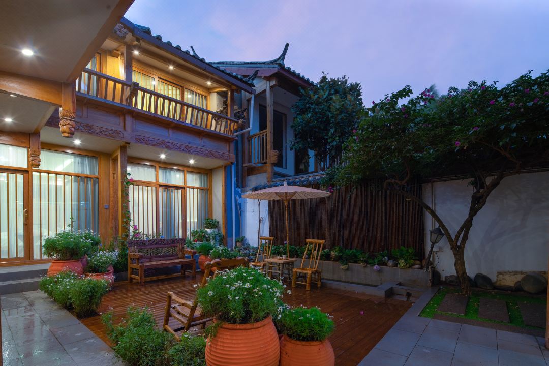 Lijiang Blooming Flowers·Garden Designer Homestay (South Gate Branch)