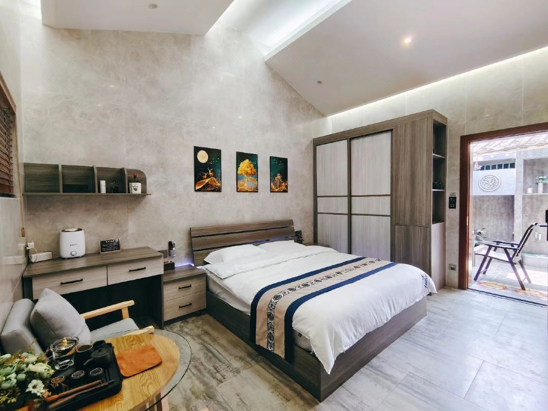 Zou's leisure house