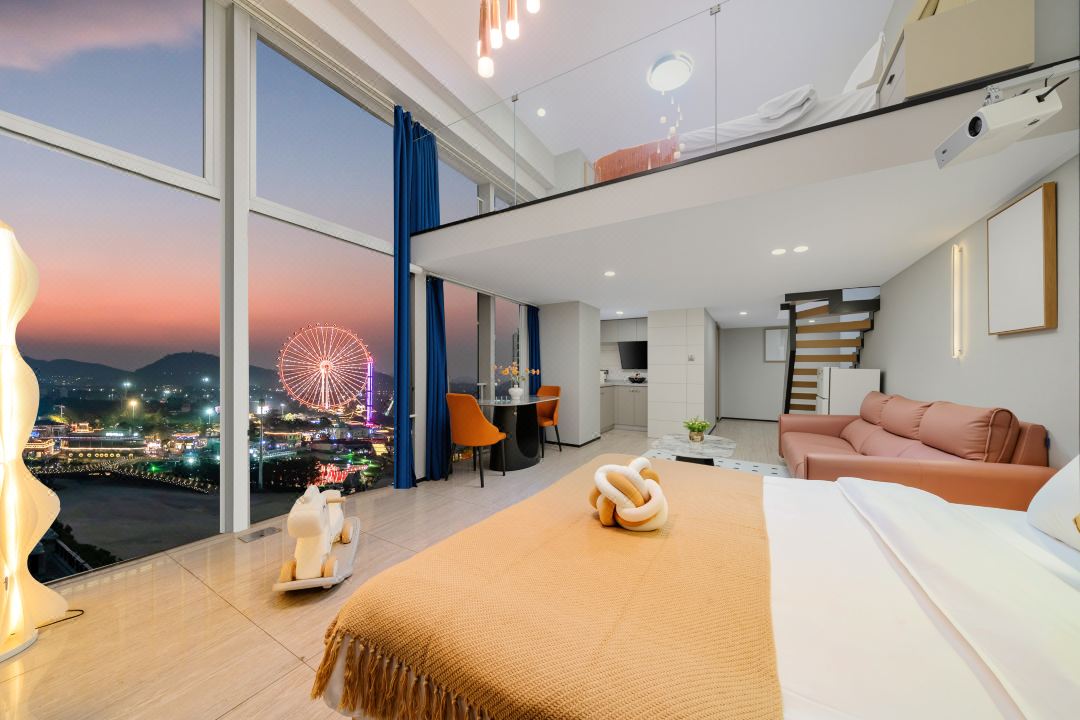 Xunweiju Homestay (Shunde OCT Harbour Plus)