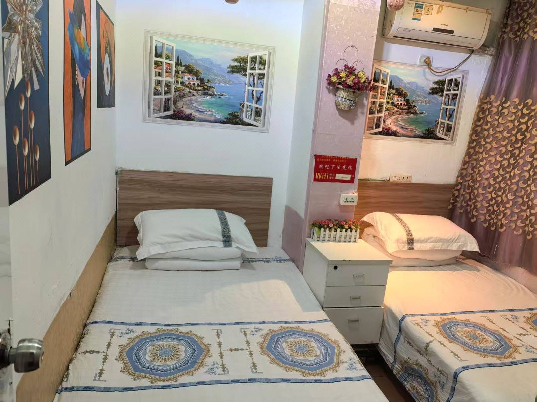 Wuhan Youth Fashion Apartment