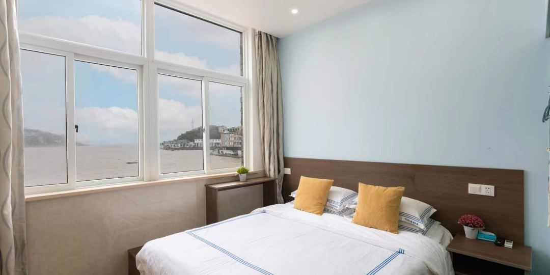石韵海边农家乐(雷公山隧道分店)