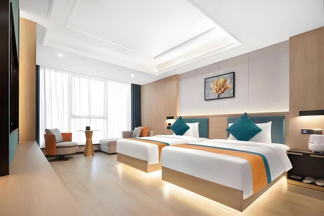 Yijia Business Hotel (Xinyang Normal University)