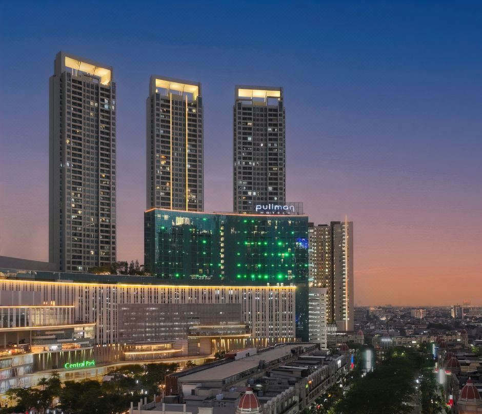 Central Royal Apartments by Emily in Jakarta
