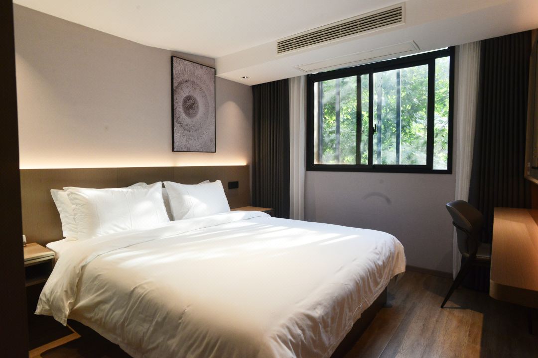 Zheyi Hotel (West Lake Lakeside Zhe'er Branch)