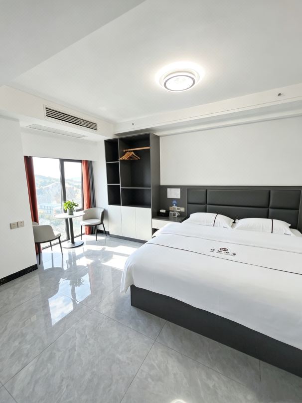 BOMA  Hotel