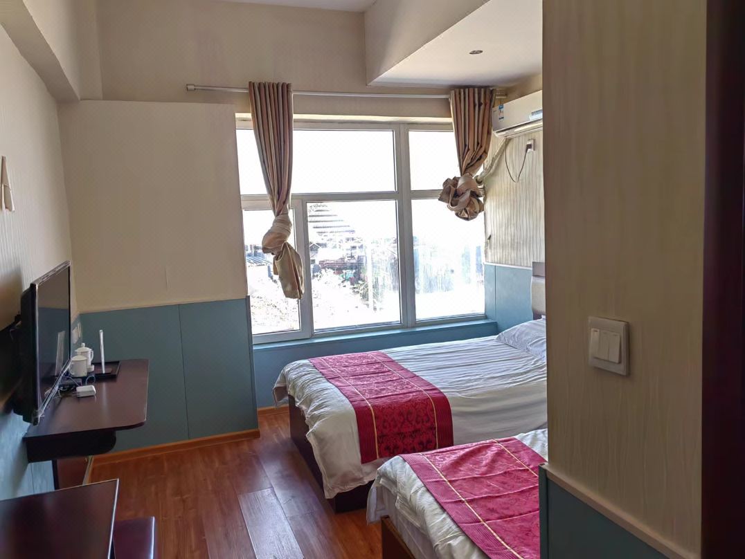 Hami Donghong Hotel