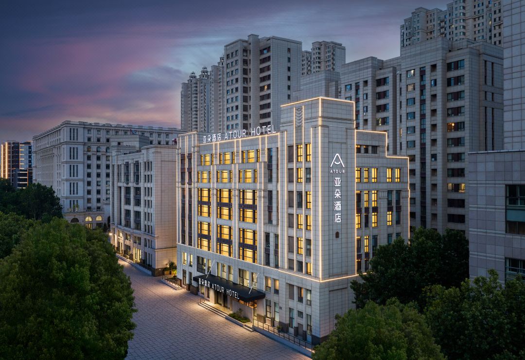 Dalian Xinghai Square Gorky Road Atour Hotel
