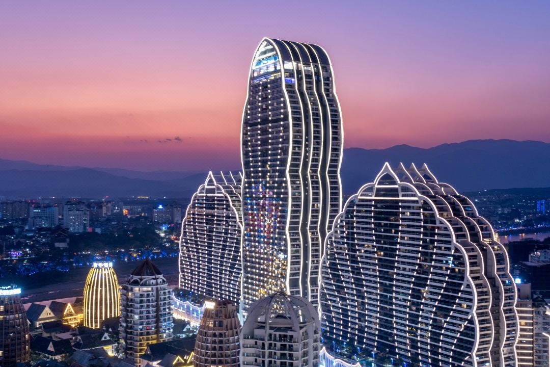 Xishuangbanna Jinghong onlyyou Muyun Light Luxury Meisu (Gaozhuang Star Night Market Branch)