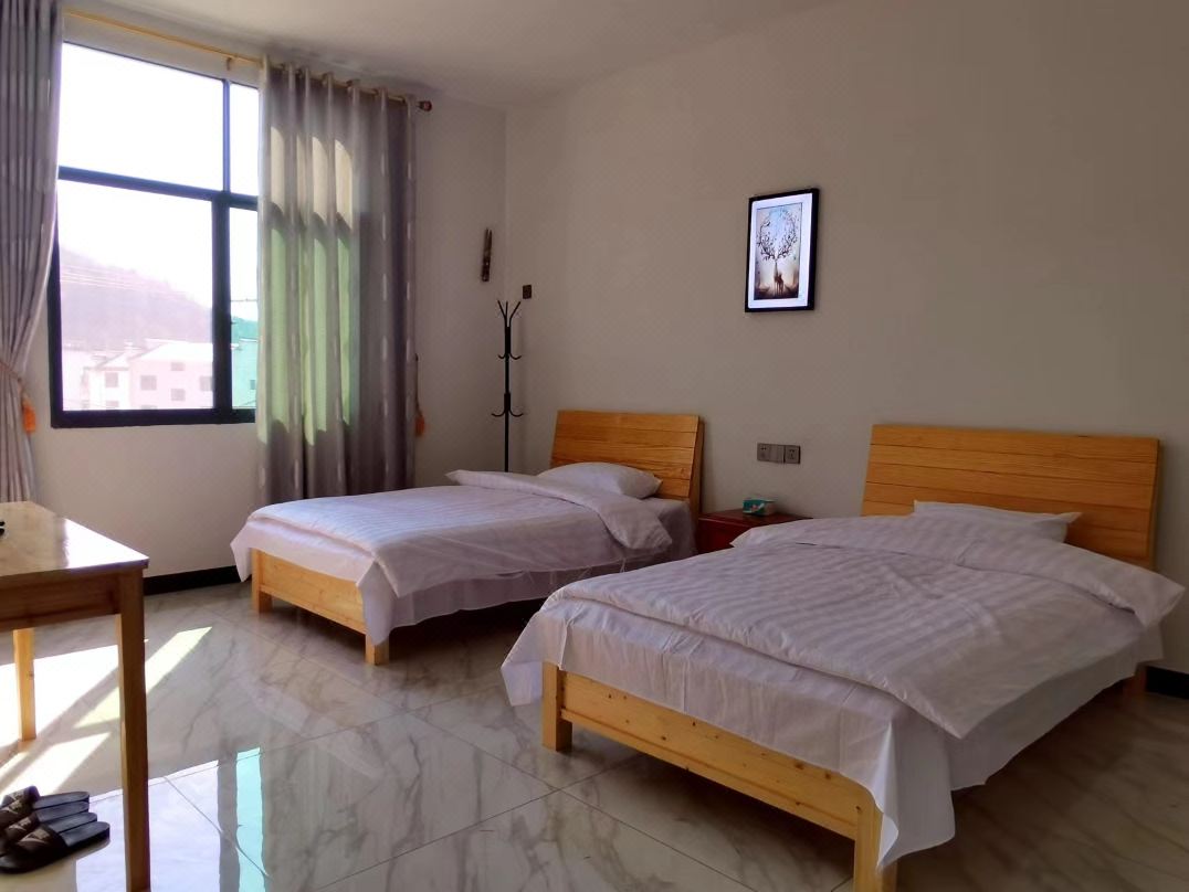 Wuyuan Wangfenglou Light Luxury Beauty Hotel