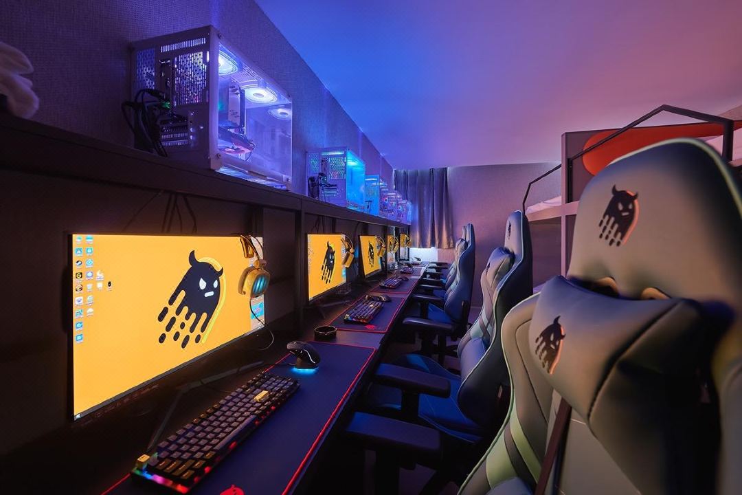 TengWan E-sports Hotel (Dongmen Old Street Subway Station Branch)