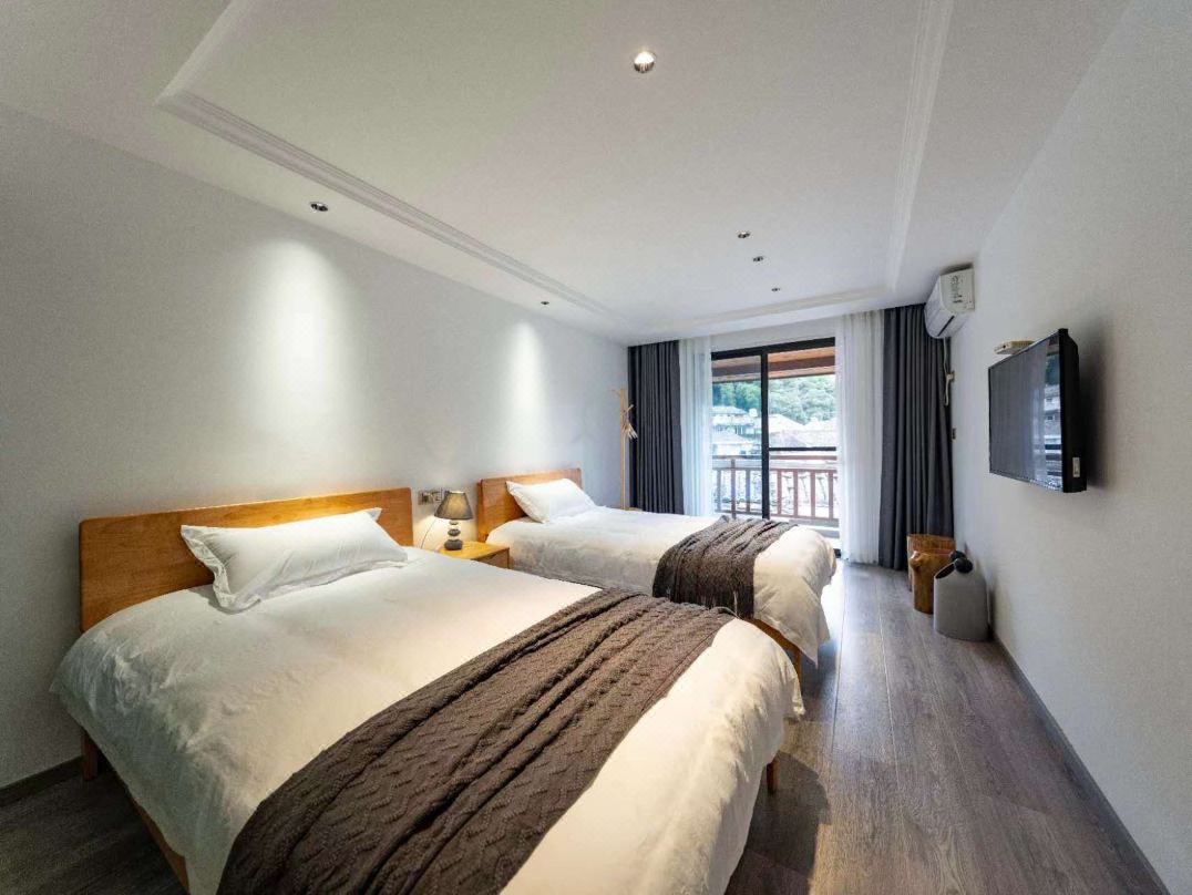 Yanshan Jinshan Hotel