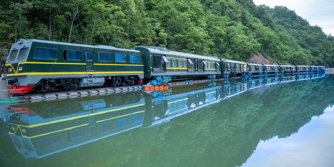 神农架九湖山居(巴桃园景区店)