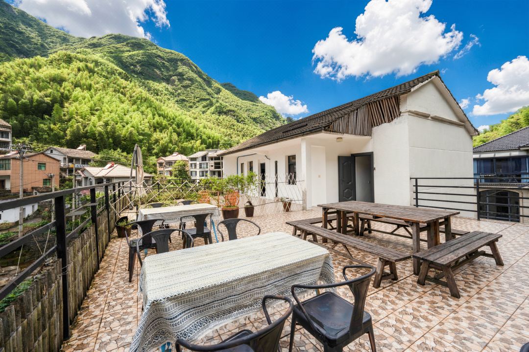 Anji Han resident accommodation