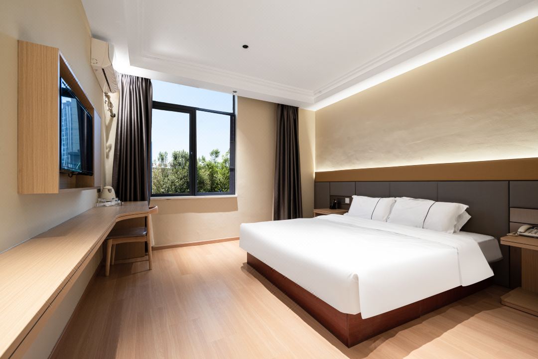 Century Business Hotel (Wuhan Sunac Zhigu Branch)