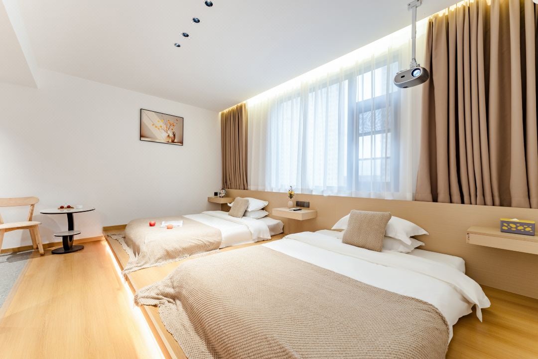 Zixuan Homestay (Luoyang Luoyi Ancient City Yingtianmen)