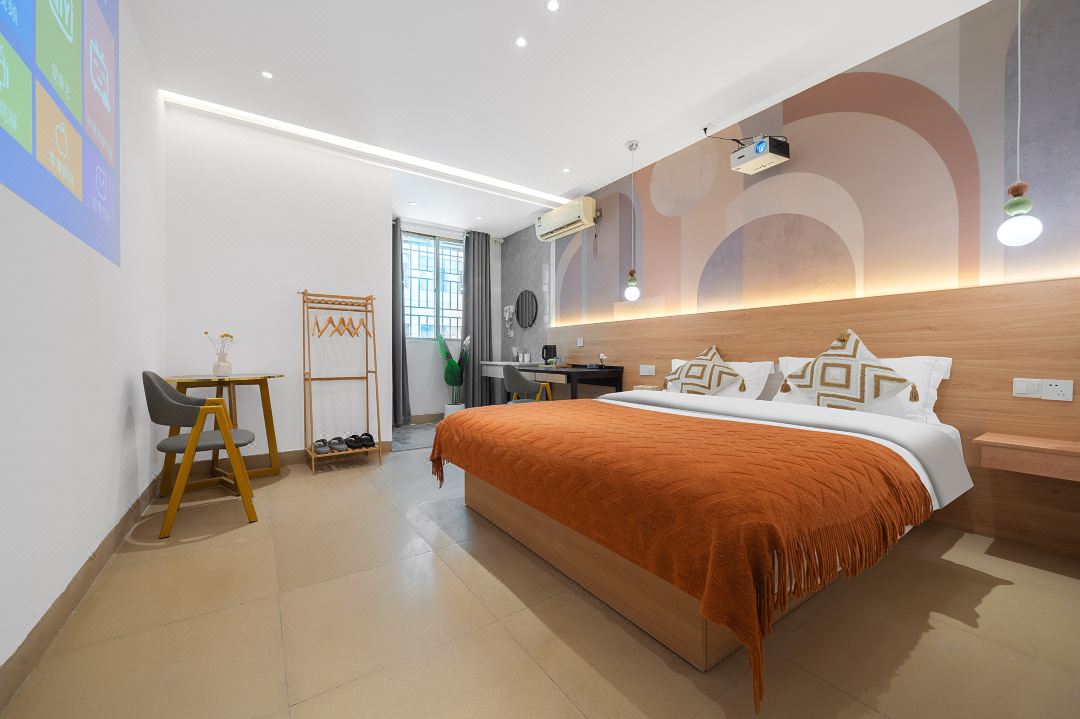 End of the Season·Light Luxury Homestay