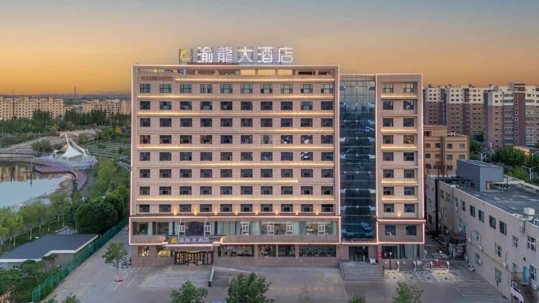 Yulong Hotel