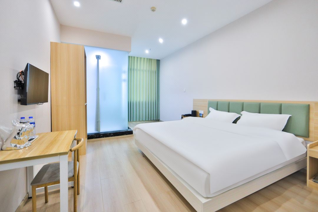 Fuhe Hotel (Yanji Yanbian University West Market Branch)