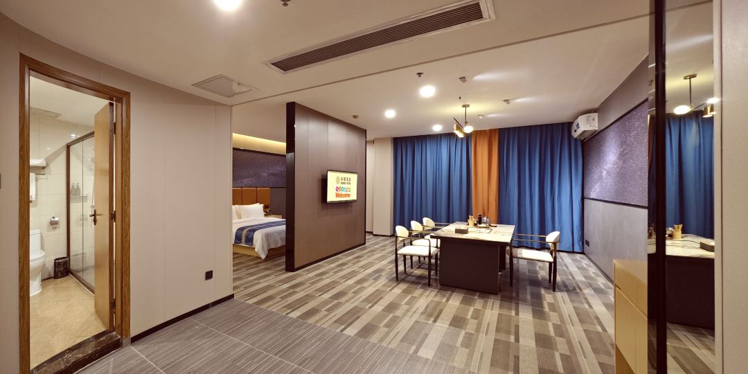 泓润酒店(深圳布吉东站店)