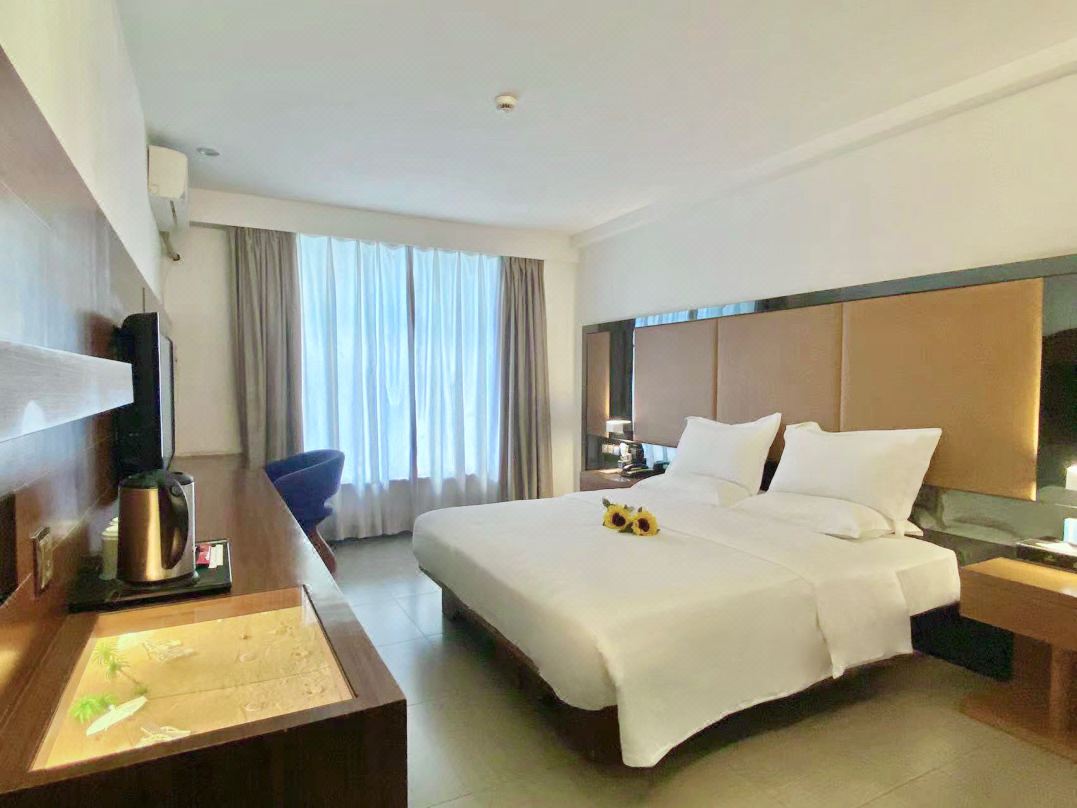 Jiajie Hotel (Haikou Fruit Market)